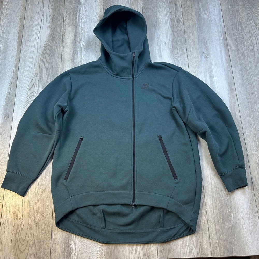 Nike Tech Hoodie Womens Small Green Sportswear Fleece Oversized Full-Zip Cape